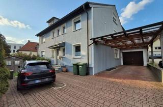 Mehrfamilienhaus kaufen in 91522 Ansbach, Solides Dreifamilienhaus mit Potenzial und zwei vermieteten Einheiten