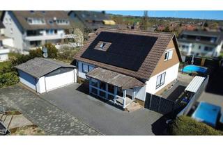Einfamilienhaus kaufen in 34439 Willebadessen, Willebadessen - Einfamilienhaus mit Doppelgarage und Pool