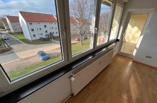 Wohnung kaufen in 30890 Barsinghausen, Barsinghausen - Kapitalanleger aufgepasst Helle 3 Zi-Whg mit Loggia - vermietet