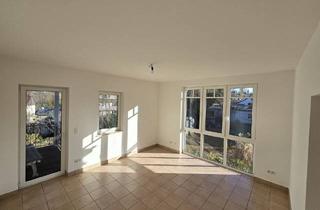 Wohnung mieten in 53639 Königswinter, Königswinter - Großzügige Erdgeschosswohnung mit Balkon und Terrasse