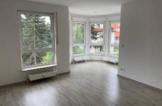 Wohnung kaufen in 08223 Falkenstein, Falkenstein/Vogtland - Sehr schöne zwei Zimmer Wohnung mit Aufzug und EBK