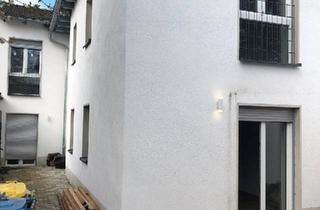 Haus kaufen in 47652 Weeze, Weeze - Modernisiertes Haus mit 2 Stellplätzen in guter Lage