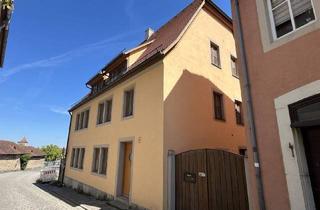 Mehrfamilienhaus kaufen in 91541 Rothenburg, Rothenburg ob der Tauber - Entkerntes 3-Mehrfamilienhaus im Stadtzentrum