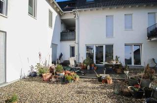 Wohnung kaufen in 64331 Weiterstadt, Weiterstadt - Vermietete, energieeffiziente 2 Zimmer Wohnung mit Terrasse und TG-Stellplatz