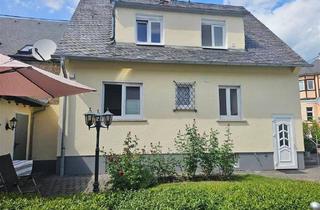 Haus kaufen in 56179 Niederwerth, Niederwerth - Stilvolles Rheininselhaus mit Garten, Garage & Rheinblick - kernsaniertes Zuhause auf Niederwerth