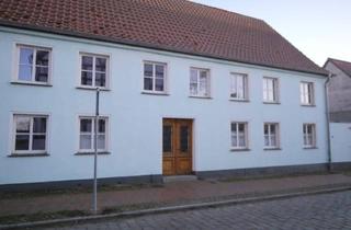 Haus kaufen in 17406 Usedom, Usedom - Historisches Stadthaus auf Usedom - viel Raum, großer Hofbereich und besonderes Entwicklungspotenzia