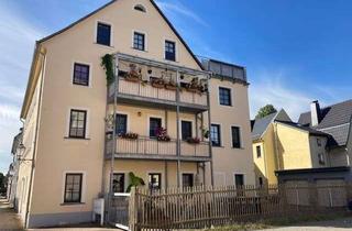 Wohnung kaufen in Brüderstraße, 09661 Hainichen, +++ Mollig wohnen - Traumwohnung mit Kaminofen, große Dachterrasse und EBK +++