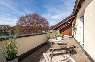 Wohnung kaufen in 53773 Hennef, MANNELLA *Wohnen wie im Neubau* genießen Sie den Blick der Dachterrasse.