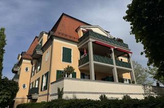 Wohnung kaufen in Hermann-Aust-Straße 26, 86825 Bad Wörishofen, Stilvolle, exklusiv-gelegene 2-Zimmer Wohnung mit großzügiger Loggia in prachtvoller Anlage
