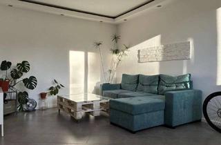 Wohnung kaufen in 12103 Tempelhof, Provisionsfrei & Bezugsfrei: Eigentumswohnung mit Balkon & Fußbodenheizung nahe Tempelhofer Feld