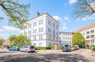 Wohnung kaufen in Caseler Straße, 13088 Weißensee, Denkmalgeschützes Ensemble in Weißensee - freie 4-Zimmerwohnung