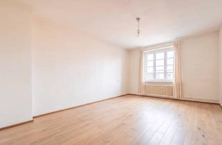 Wohnung kaufen in Innsbrucker Platz, 10827 Schöneberg, Bezugsfreie 3-Zi-Altbauwohnung – Innsbrucker Platz, Denkmalschutz, 5. OG ohne Aufzug, provisionsfrei