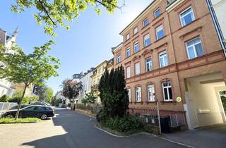Wohnung kaufen in 64293 Darmstadt, HISTORISCHER CHARME TRIFFT GEFRAGTE LAGE – 3-Zimmer-Altbauwohnung mit Balkon & Garage in Darmstadt