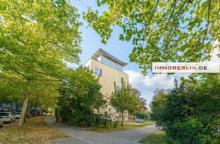 Wohnung kaufen in 12529 Schönefeld, IMMOBERLIN.DE - Top-Investment! 3 Vermietete Dachgeschoss Wohnungen inklusive Garagen