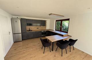 Wohnung mieten in Karlstraße, 84137 Vilsbiburg, Freundlicher Wohnraum in Vilsbiburg: 3-Zimmer-Wohnung mit Einbauküche, Terrasse und Garten