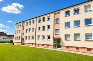 Wohnung mieten in Holtnickel, 38154 Königslutter, Modernisierte 3-Zimmer-Wohnung mit Balkon und Einbauküche in 38154, Königslutter am Elm