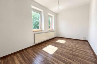 Wohnung mieten in 96465 Neustadt, Attraktive 3-Zimmer-Wohnung mit viel Platz und Charme!
