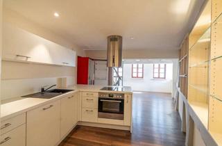 Lofts mieten in Am Stadtberg 28, 89407 Dillingen, Loftartiges Stadthaus in der Altstadt - 125 m² auf 4 Ebenen, offen, 2 Bäder, EBK, Klimaanlage