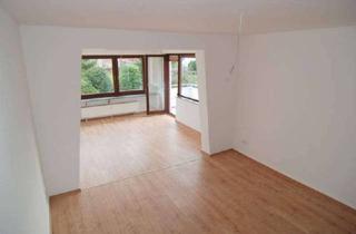 Wohnung mieten in 61118 Bad Vilbel, Lichtdurchflutete 2,5 Zimmer Wohnung mit Balkon und Einbauküche sucht Single oder Paar