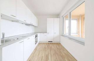 Penthouse mieten in Gref-Völsing-Strasse 29, 60314 Ostend, Luxuriöses Penthouse mit Loggia, lichtdurchflutetem Wohnbereich und zwei eleganten Bädern