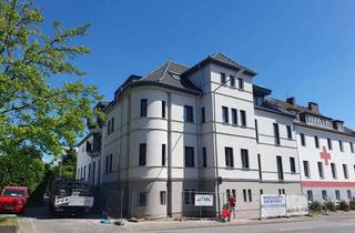 Wohnung mieten in Neuhäuser Straße 66, 33102 Paderborn, Exklusive 3-Raum-Hochparterre-Wohnung in kernsaniertem Altbau (KFW 70)