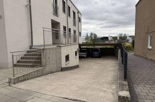 Garagen mieten in Untere Regenstraße, 93413 Cham, Garagenstellplatz in gepflegtem Mehrfamilienhaus