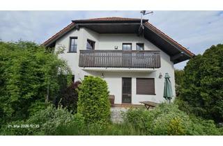 Haus kaufen in 04683 Belgershain, Alle unter einem Dach ! Geräumiges Familienhaus mit Balkon und Terrasse !