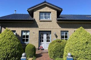 Haus kaufen in Hauptstraße 11a, 24848 Klein Rheide, Großzügiges Wohnhaus mit zwei Einliegerwohnungen und parkähnlichem Grundstück in Klein Rheide