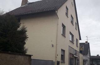 Mehrfamilienhaus kaufen in Pfaffenwiese 61a, 65931 Zeilsheim, Mehrfamilienhaus mit Gewerbefläche + 3 Wohnungen. Vielfältig nutzbar!