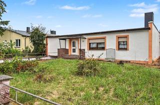 Haus kaufen in 06905 Pretzsch, Ihr Projekt zum Familienglück – Bungalow mit großem Grundstück und Potenzial in Pretzsch