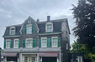 Haus kaufen in 42899 Lüttringhausen, Viel Platz zum Wohnen u. Arbeiten! Ca. 417 m² Wohn-Nutzfl. plus Garten, Garage u. Kfz.-Stellplätze!
