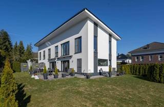 Villa kaufen in 44534 Lünen, Architektenvilla in Traumlage am Cappenberger See mit Einliegerwohnung, Garage und Smart-Home