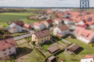 Haus kaufen in 97355 Abtswind, Zweifamilienhaus mit idyllischem Garten