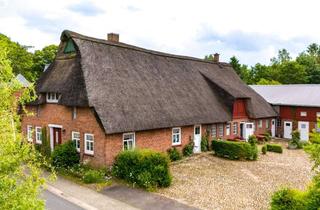 Haus kaufen in 25725 Schafstedt, Resthof unter Reet – Wohnen mit vielfältigen Möglichkeiten