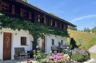 Bauernhaus kaufen in 94113 Tiefenbach, Exklusives Bauernhaus in absoluter Alleinlage - 12.000 m² Privatsphäre nahe Passau