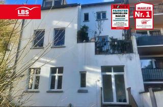 Haus kaufen in 47803 Kempener Feld/Baakeshof, 3 Familienhaus mit freier Erdgeschosswohnung !
