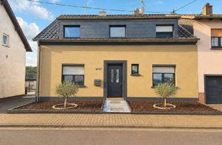Einfamilienhaus kaufen in Zum Bassin 17, 66693 Mettlach, Familienfreundliches Einfamilienhaus mit Garten