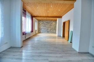 Wohnung kaufen in 68307 Sandhofen, Bezugfsfreie 6 ZKBB mit XL-Panoramaterrasse & Gemeinschaftsgarten | Gepflegtes 2FH mit Garage