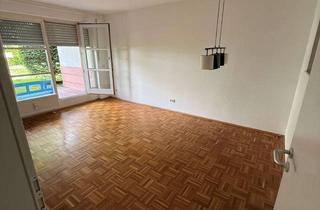 Wohnung mieten in Sterrenhofweg 43, 50858 Junkersdorf, Geschmackvolle 2-Raum-Erdgeschosswohnung mit Einbauküche in Köln-Junkersdorf