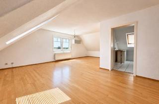Wohnung mieten in Kleegasse, 67256 Weisenheim am Sand, Helle und großzügige 2,5-Zi.-DG-Whg. mit Balkon, Einbauküche und Stellplatz in Weisenheim