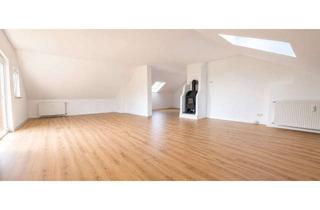 Wohnung mieten in 73111 Lauterstein, Moderne Dachgeschosswohnung mit Balkon, Garage & Kaminofen in ruhiger Aussichtslage