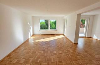 Wohnung mieten in 70599 Plieningen, Großzügige 3,5-Zi-Wohnung mit Südbalkon + Garage