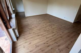 Wohnung mieten in Markgrafenweg 23, 72213 Altensteig, Ansprechende 1-Zimmer-Wohnung mit Terrasse und EBK in Altensteig