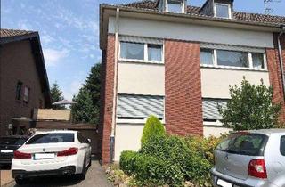 Wohnung mieten in Lotzfeldchen 32, 52249 Eschweiler, Wohnung mit zweieinhalb Zimmern, Balkon und EBK in Eschweiler