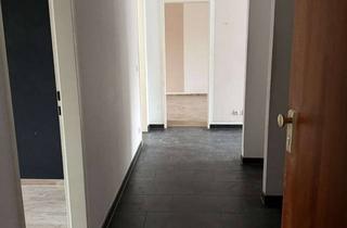 Wohnung mieten in Carl-Von-Ossietzky-Straße 11, 51377 Steinbüchel, Großzügige 4 Zimmer Wohnung in Steinbüchel zu vermieten