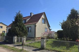 Doppelhaushälfte kaufen in 06385 Aken, Doppelhaushälfte mit Ausbaupotiential