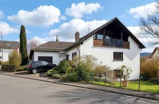 Einfamilienhaus kaufen in Sperlingstrasse, 63755 Alzenau, Großzügiges Einfamilienhaus mit 266 m² Wohnfläche in Alzenau/Michelbach