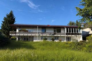 Villa kaufen in 73066 Uhingen, Exklusive Villa auf 1.967 m² Grundstück mit zusätzlichem Bauplatz