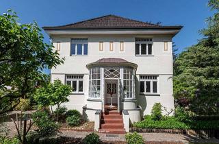 Haus kaufen in Steinkamp 23, 21029 Bergedorf, RESERVIERT: Repräsentatives Landhaus im Bergedorfer Villenviertel