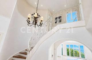 Villa kaufen in 89081 Weststadt, Wohnen wie in Beverly Hills – exklusive Panoramavilla in Ulm-Lindenhöhe